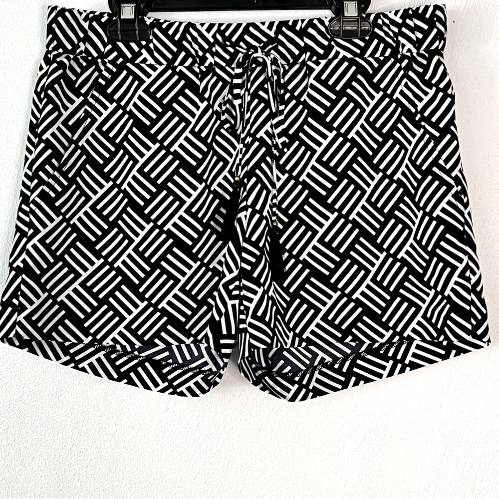 The Limited Shorts Navy Blue and White Geometric Design with Pockets Size Small